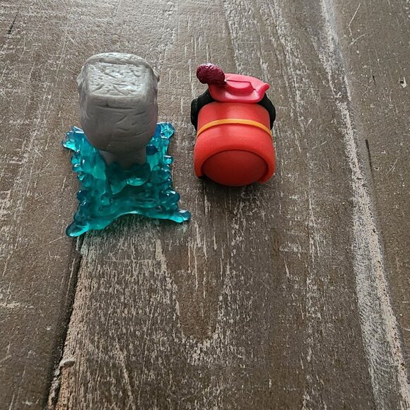 Disney Tsum Tsum Mini Figure Peter Pan Captain Hook Accessories - Picture 5 of 9